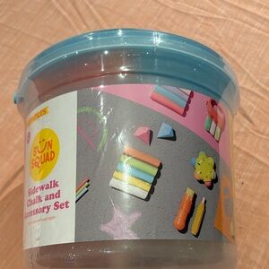 Target Sun Squad Sidewalk Chalk Set - Blue and Multicolor